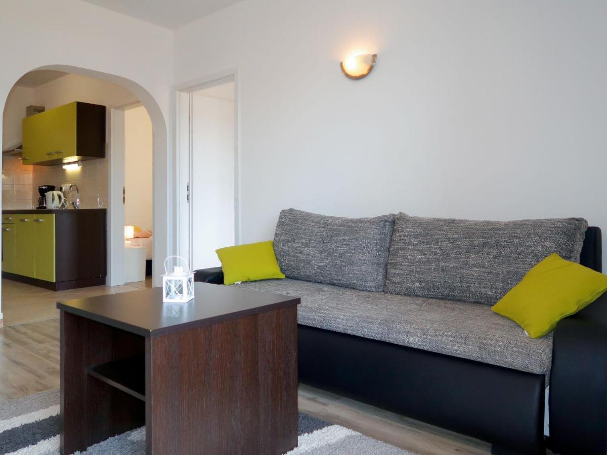 Apartment Rosic - Krk217 By Interhome Kornic Exterior photo