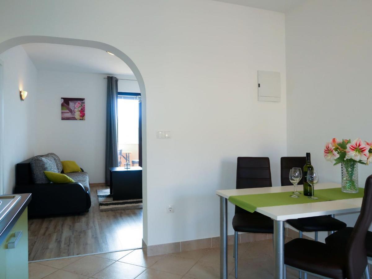 Apartment Rosic - Krk217 By Interhome Kornic Exterior photo