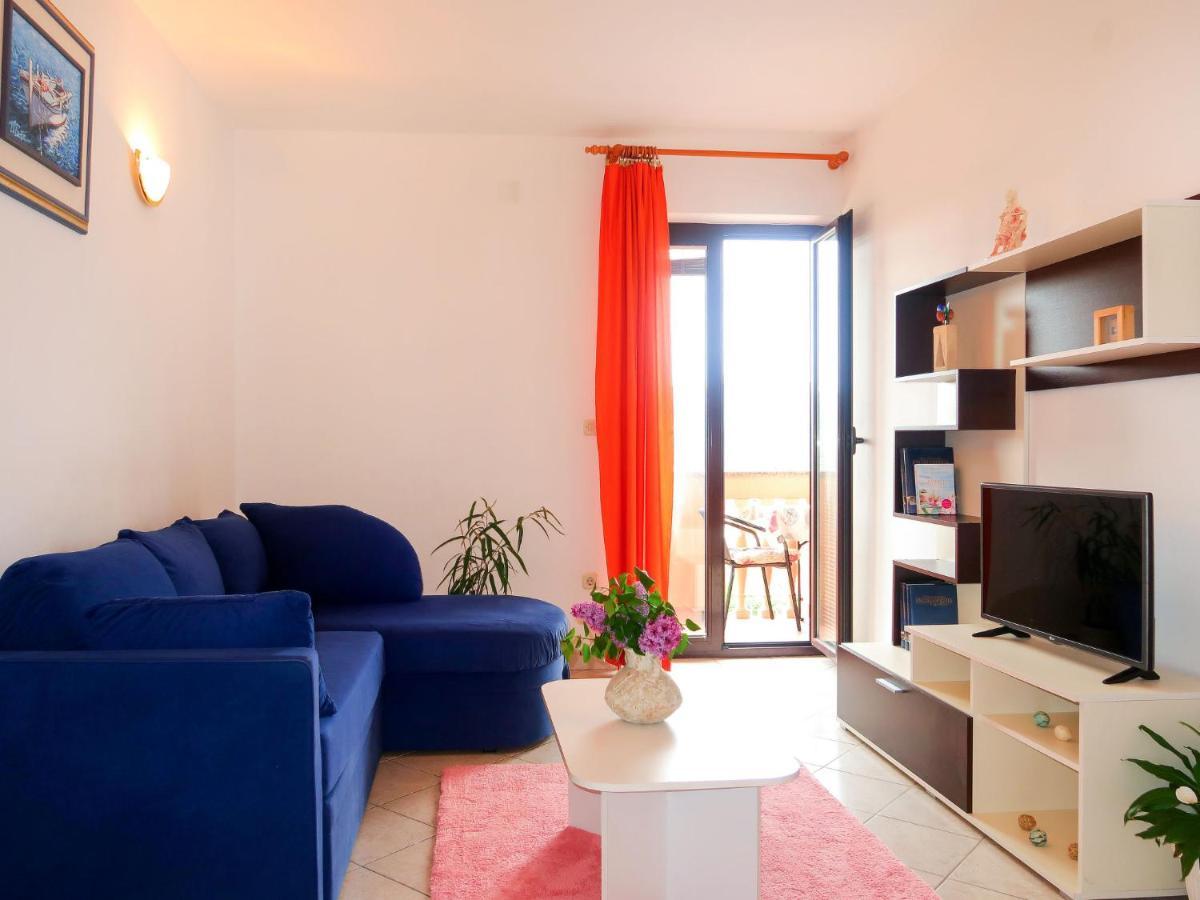 Apartment Rosic - Krk217 By Interhome Kornic Exterior photo